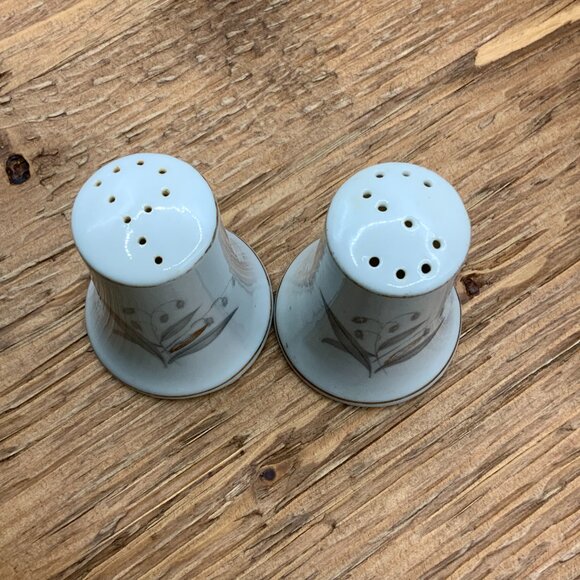 Kaysons Vintage Fine China Golden Rhapsody Japan Salt & Pepper - Picture 3 of 4